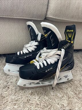 CCM Tacks Black and Yellow Hockey Skates